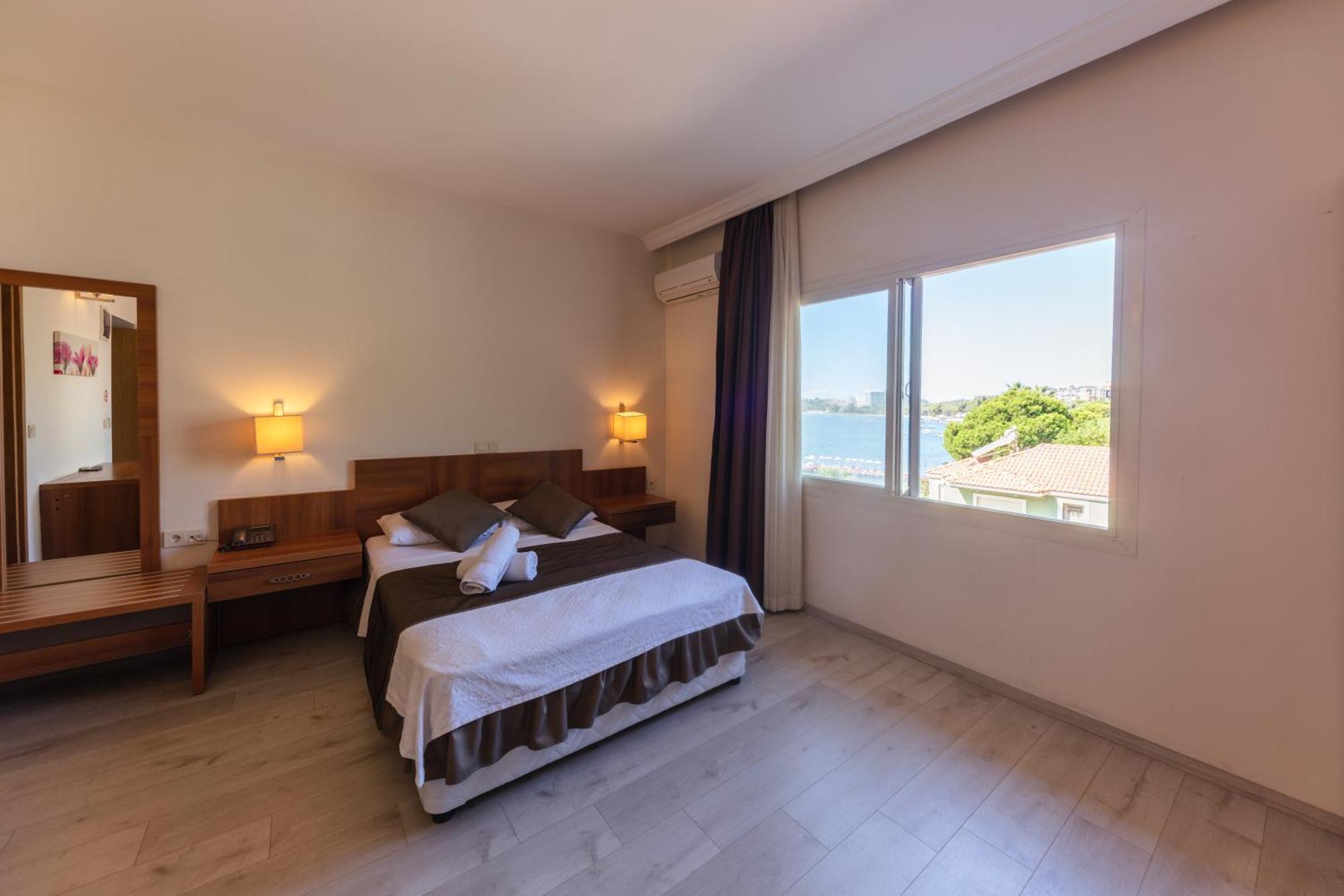 Melis Hotel Kusadasi Kusadası Exterior foto